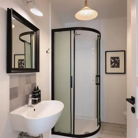 Experience Nirvana דירה *