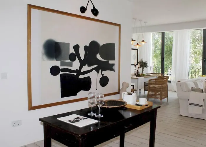 Experience Nirvana * Msida