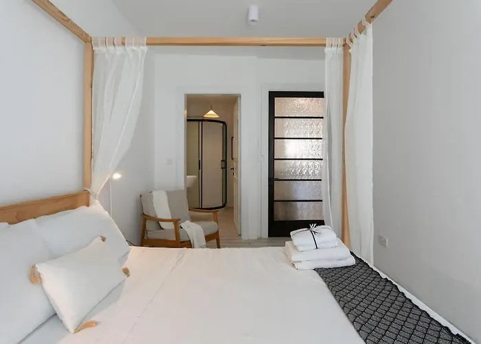 Experience Nirvana * Msida